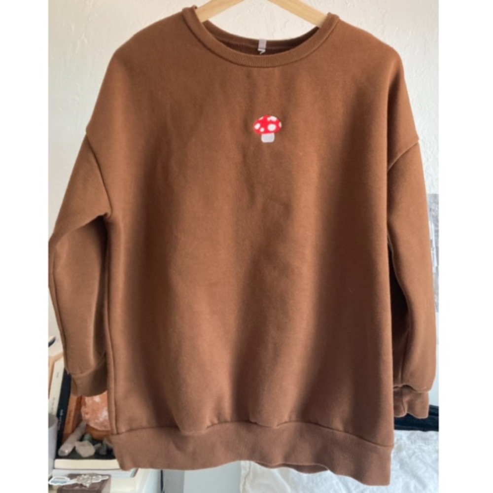 brown mushroom crewneck